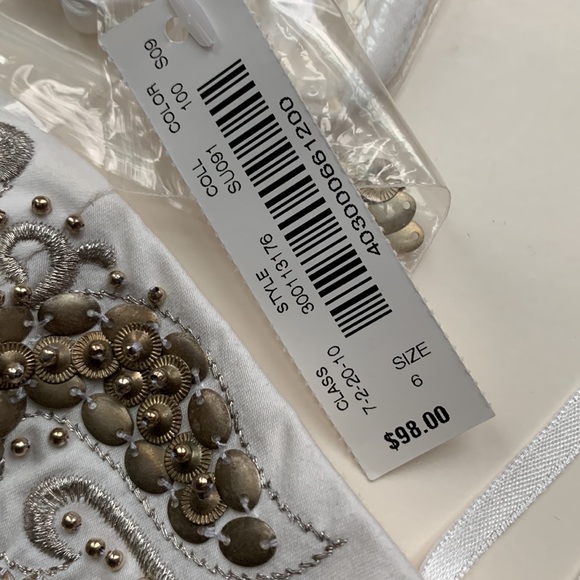 NWT 🤍🤎White House Black Market WHBM Floral Sequin Embellished Bustier Crop Top - Picture 5 of 16